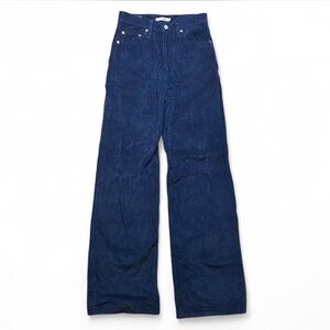 levi’s navy corduroy pants